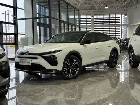 Citroën C5 X Versailles в наличии